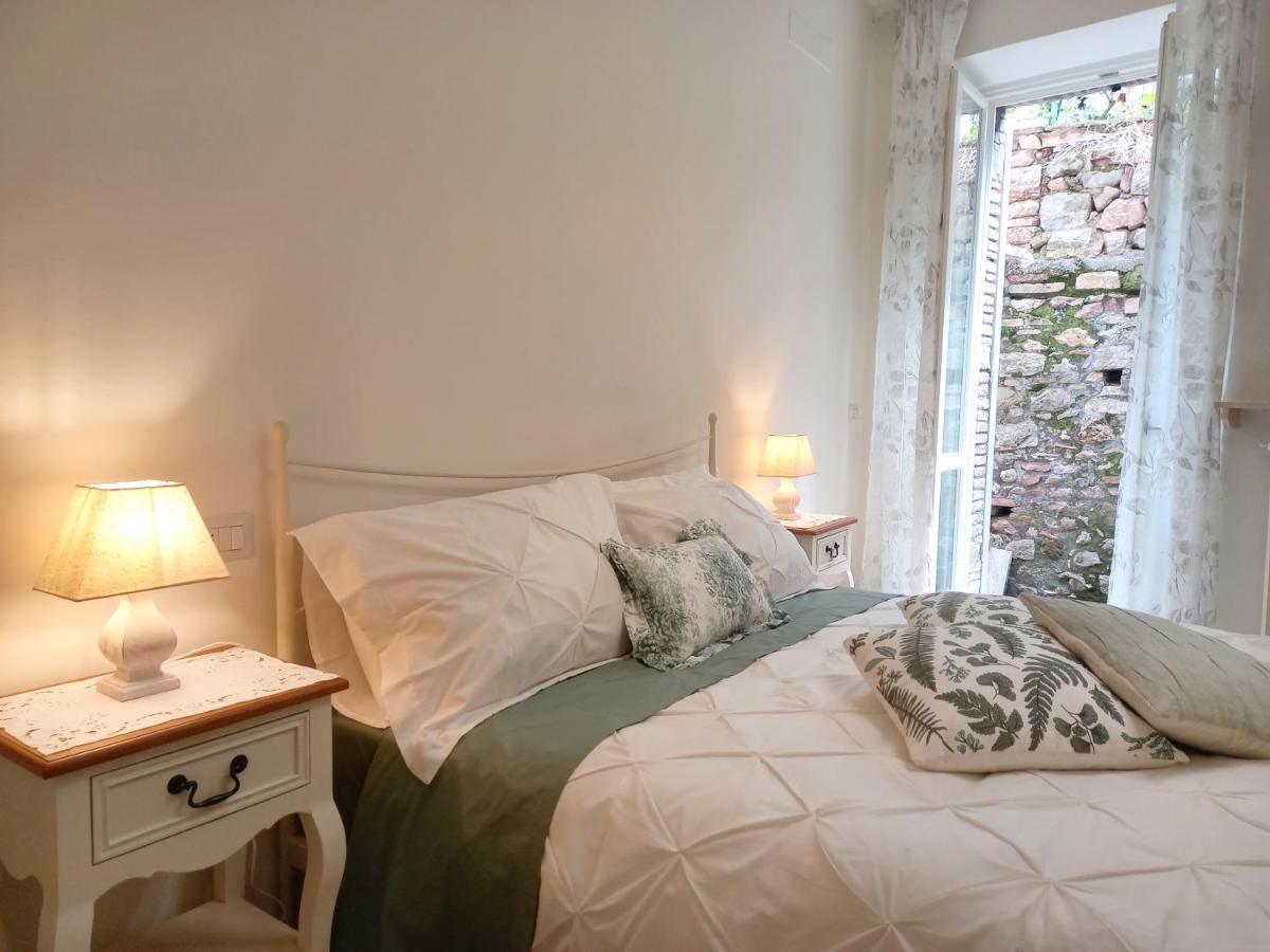 B&B Maison Gabry Assise Extérieur photo